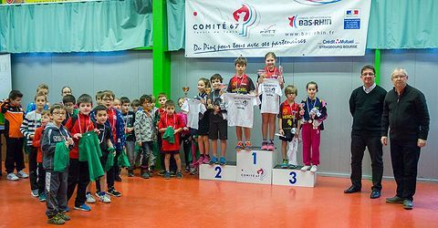 Podium des poussins du Top départemental avec les Hochfeldois Lauryn Zaza et Maël Muller, 1 ers et Roméo Muller 3 e. PHOTOs DNA