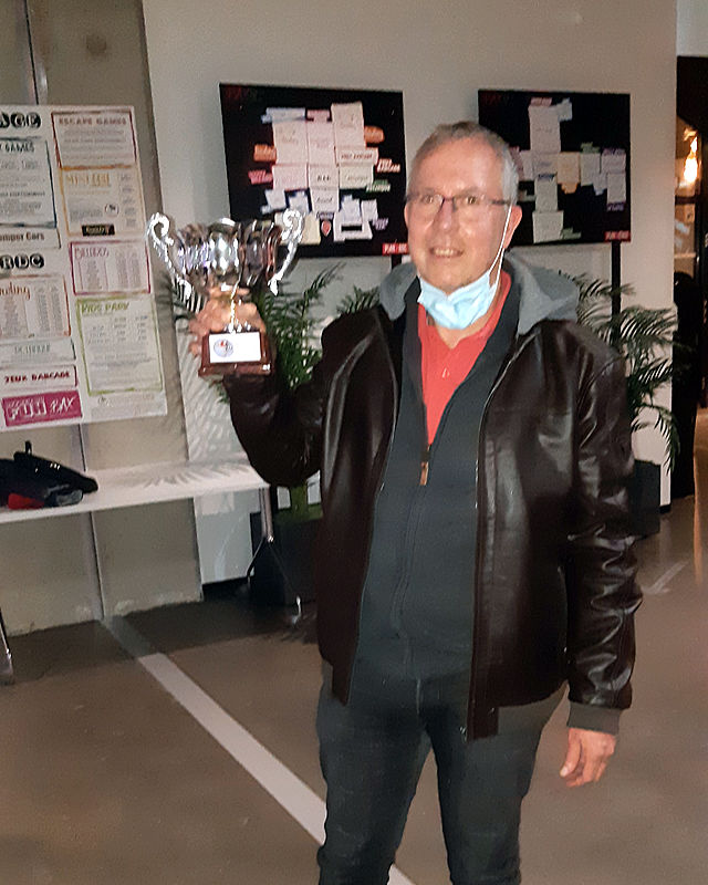 Les loisirs au bowling - Thierry vainqueur avec 238 points