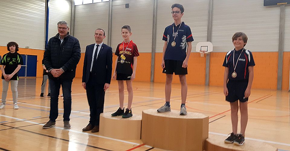 Podium Eliott