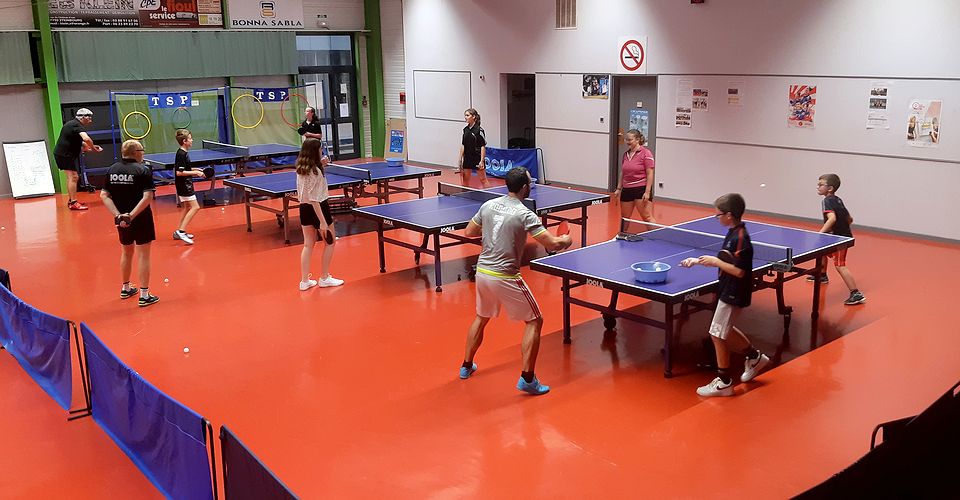 Zorn TT Hochfelden la salle lors de l'entraînement du jeudi