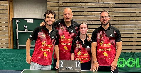 Équipe 2 FFTT avec Jules, Christophe, Eva et Loïg