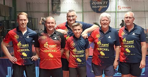 Les 2 équipes avec en AGR5 Julien, Thomas et Thibault et en AGR6 Olivier, Christian et Thierry