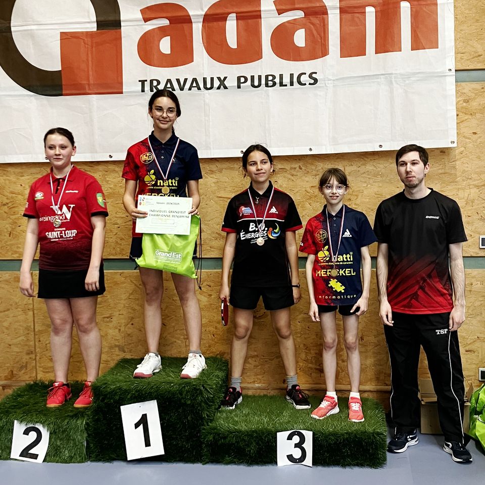 Podium Benjamines : Héloïse Michel 1ère (Championne) et Zoé Nierengarten 3ème Podium Benjamines : Héloïse Michel 1ère (Championne) et Zoé Nierengarten 3ème