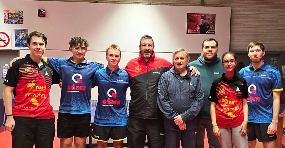 Les 2 équipes avec pour notre équipe 3 : Lucas, Bruno, Patrick et Héloïse