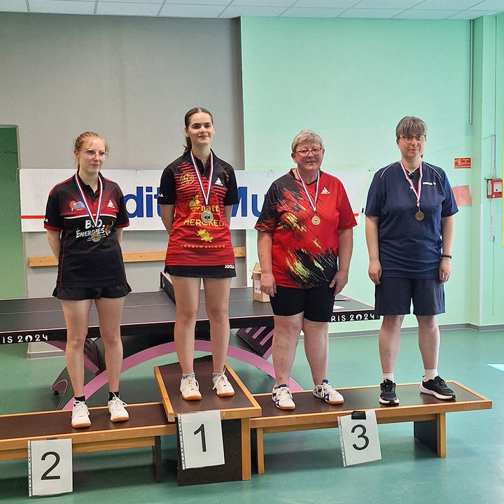 Podium Dames 55/60/65 : Sophie Michel 1ère (Championne)