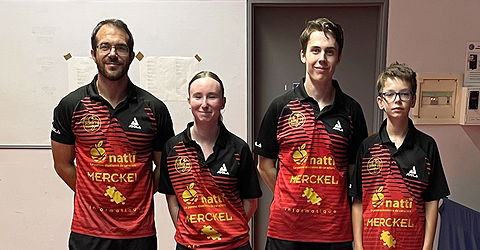 Équipe 2 FFTT avec Loïg, Eva, Lucas et Baptiste
