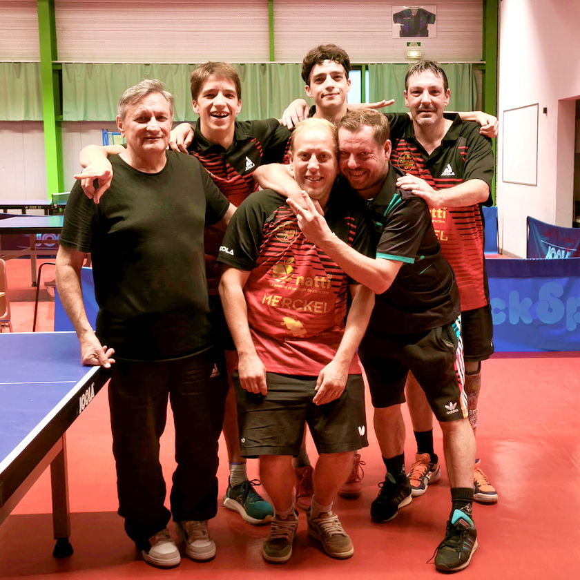 Équipe 3 FFTT avec Nicolas, Justin, Julien et Bruno - Patrick et Olivier en soutien